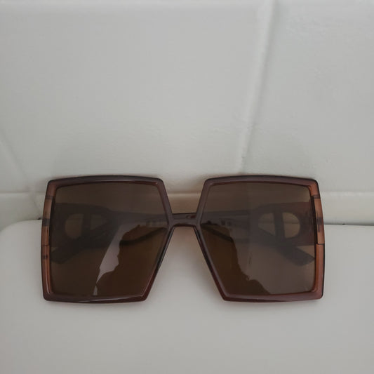 Square sun glasses